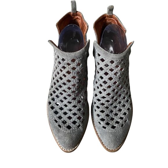 Jeffrey Campbell Taggart Ankle Booties 9 EU 395 Taupe Suede Leather Boho Grunge - Picture 3 of 8